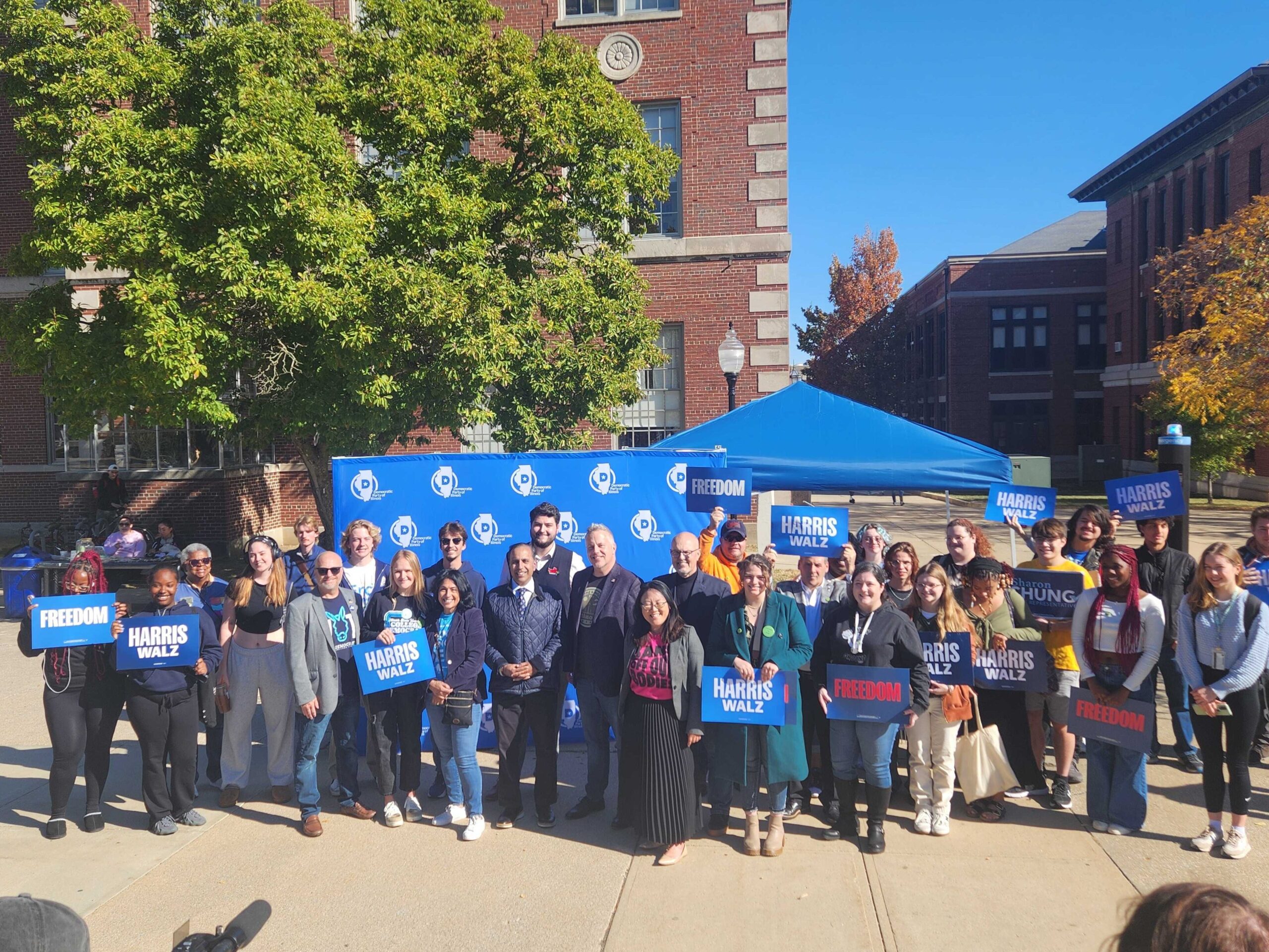 Group of people who participated in DPI's Get Out the Vote rally at Illinois State University. 